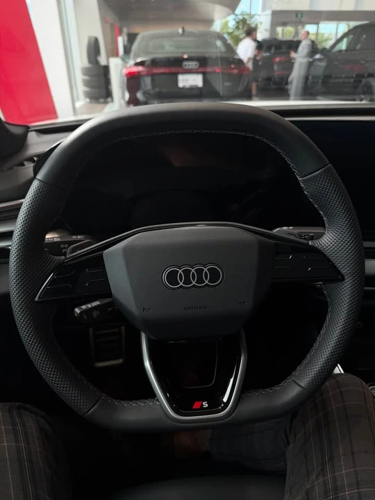 2025 Audi B10 A5 - Image 11 of 16
