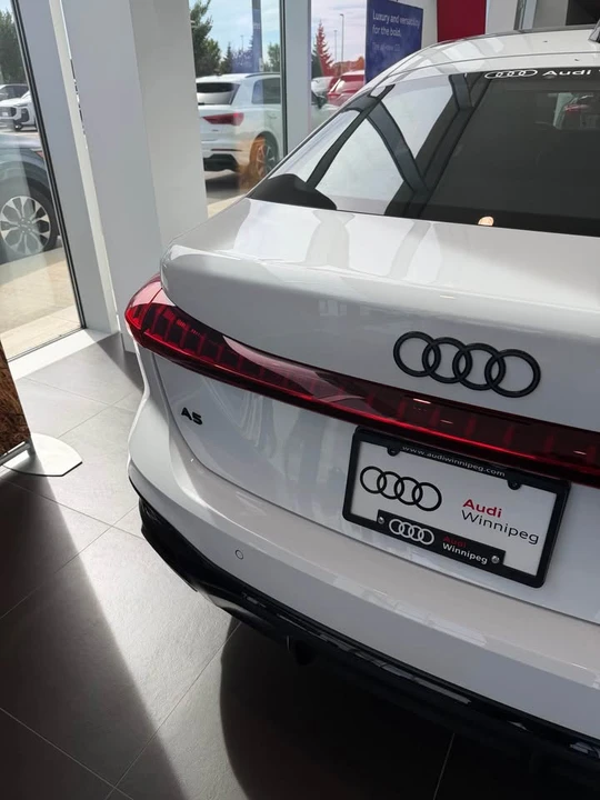 2025 Audi B10 A5 - Image 6 of 16