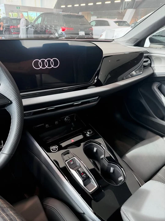 2025 Audi B10 A5 - Image 12 of 16