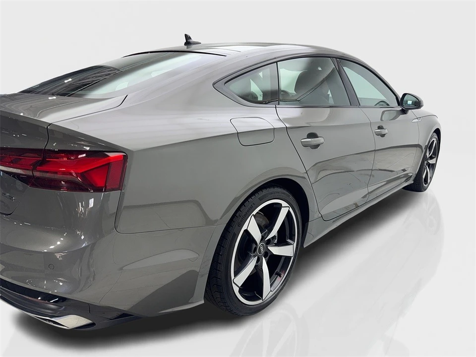 2025 Audi B10 A5 - Image 13 of 21