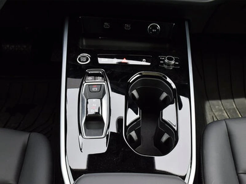 2025 Audi B10 A5 - Image 14 of 20