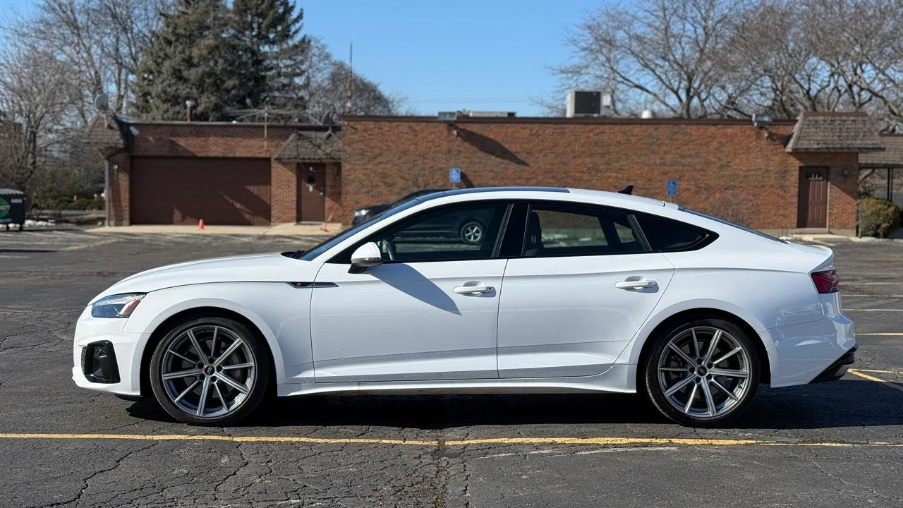 2025 Audi B10 A5 - Image 4 of 21