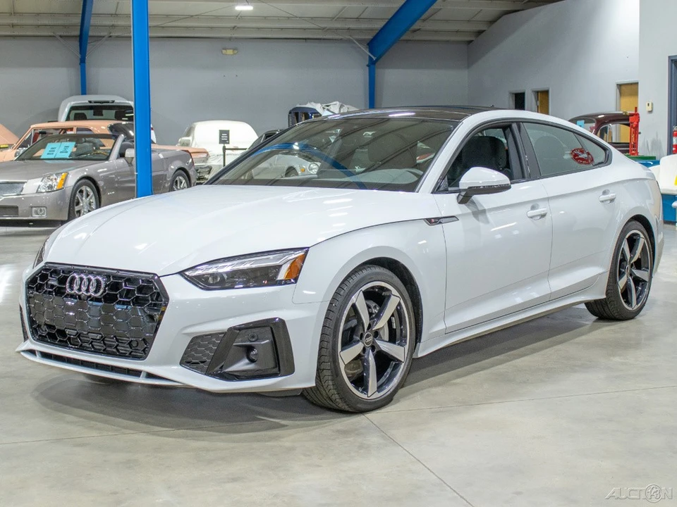 2025 Audi B10 A5 - Image 3 of 21