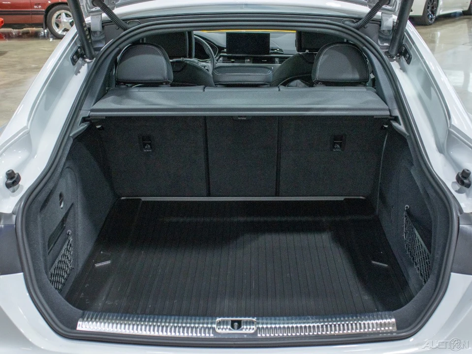2025 Audi B10 A5 - Image 19 of 21