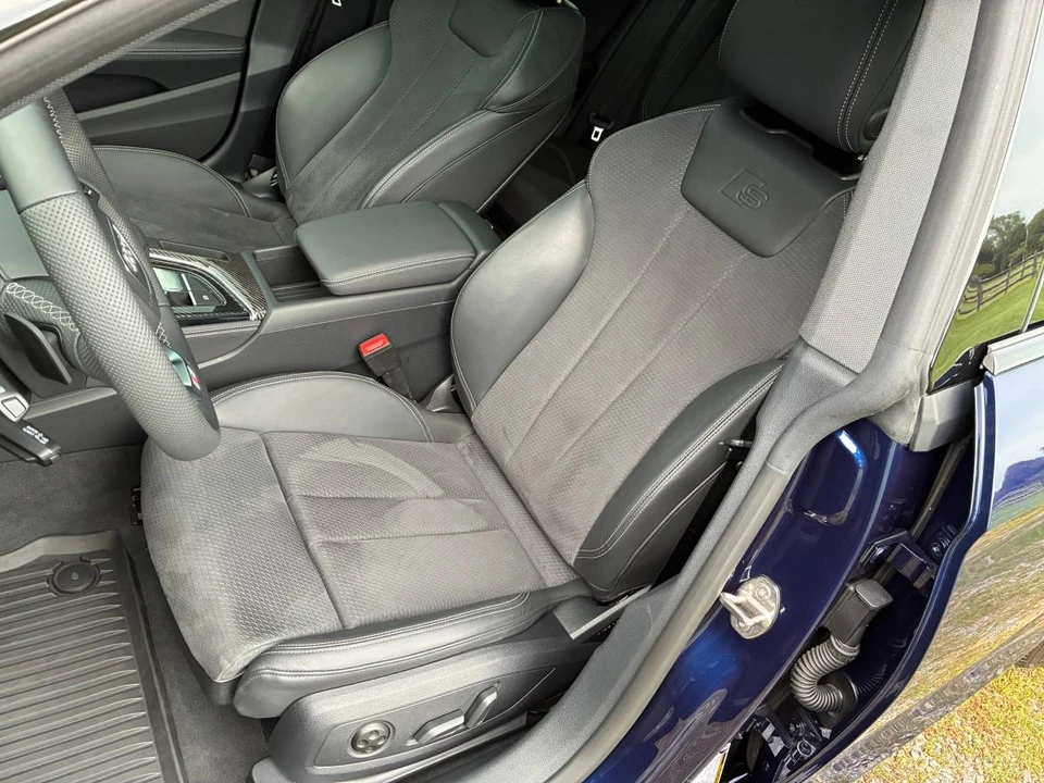 2025 Audi B10 A5 - Image 13 of 24