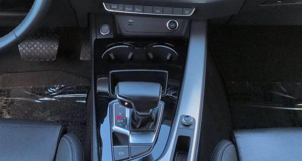 2025 Audi B10 A5 - Image 12 of 14