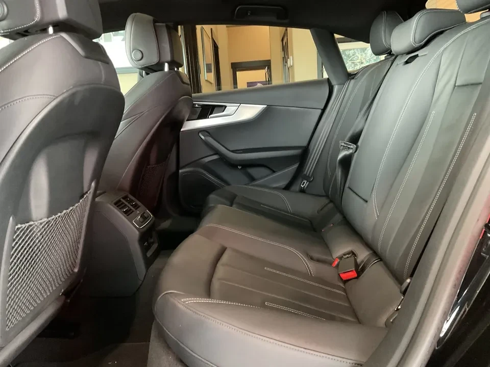 2025 Audi B10 A5 - Image 17 of 20