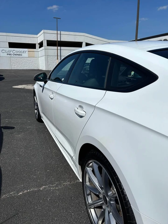 2025 Audi B10 A5 - Image 2 of 7