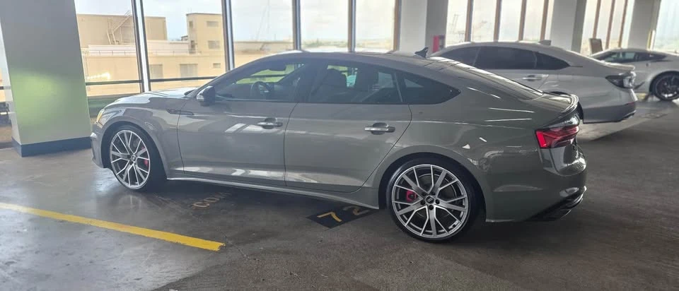 2025 Audi B10 A5 - Image 2 of 14