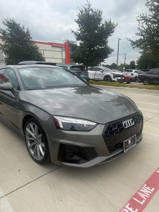 2025 Audi B10 A5 - Image 3 of 19