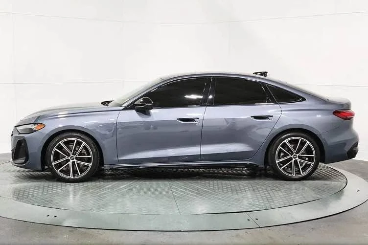 2025 Audi B10 A5 - Image 2 of 16