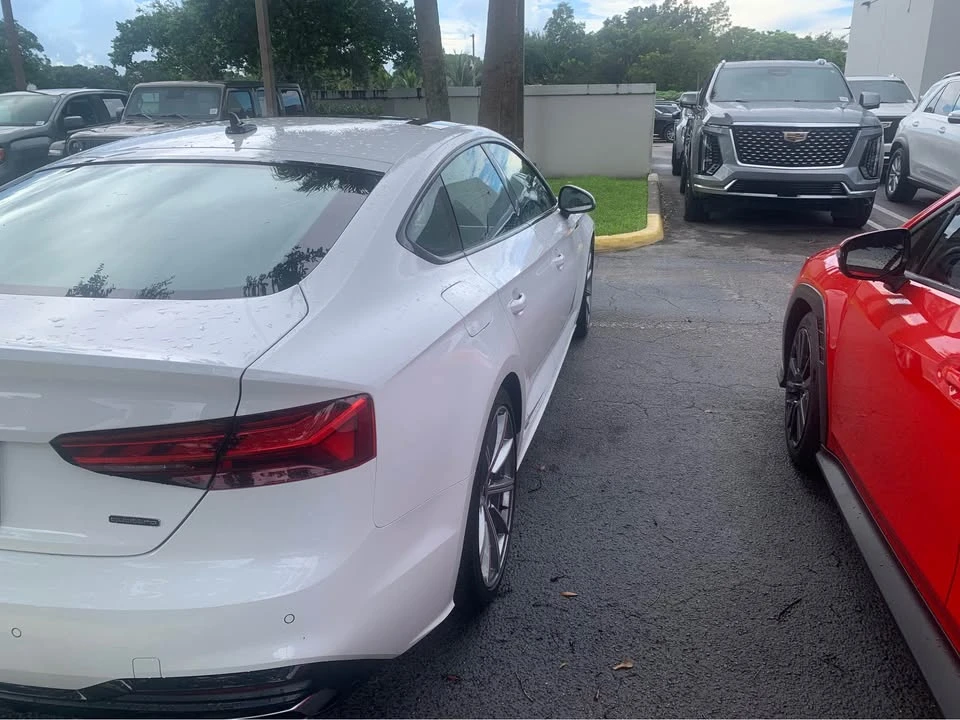 2025 Audi B10 A5 - Image 3 of 8