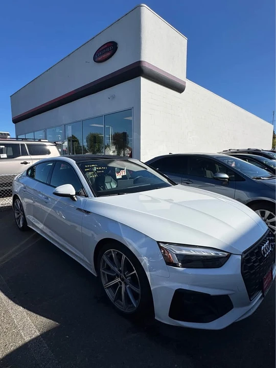 2025 Audi B10 A5 - Image 3 of 7