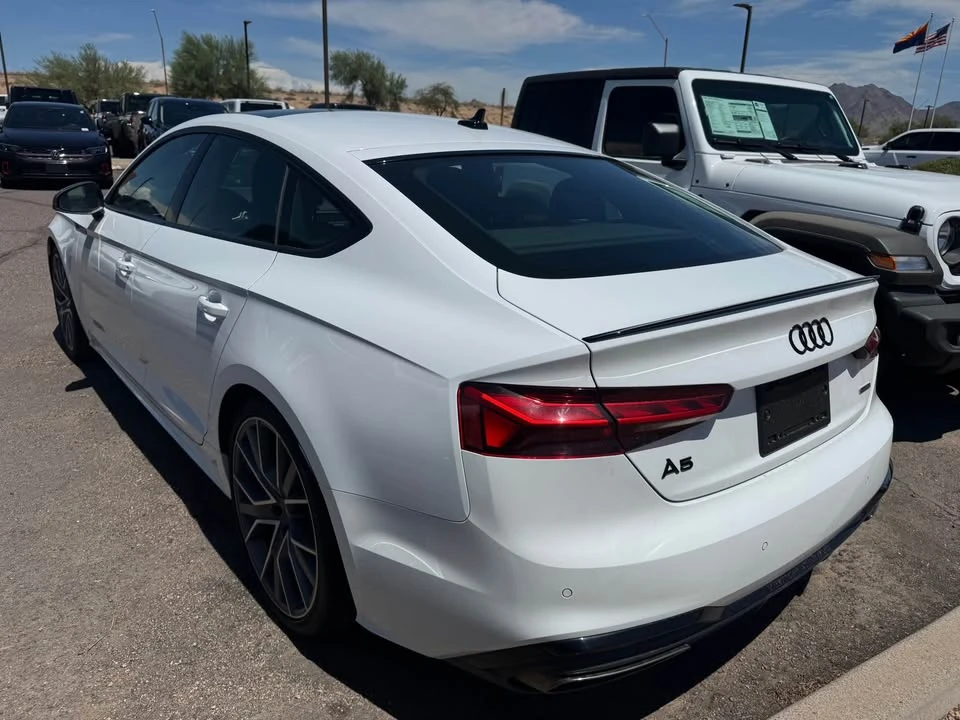 2025 Audi B10 A5 - Image 4 of 11