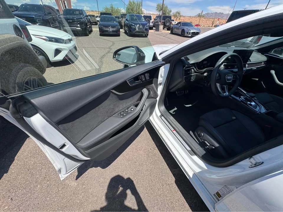 2025 Audi B10 A5 - Image 7 of 11
