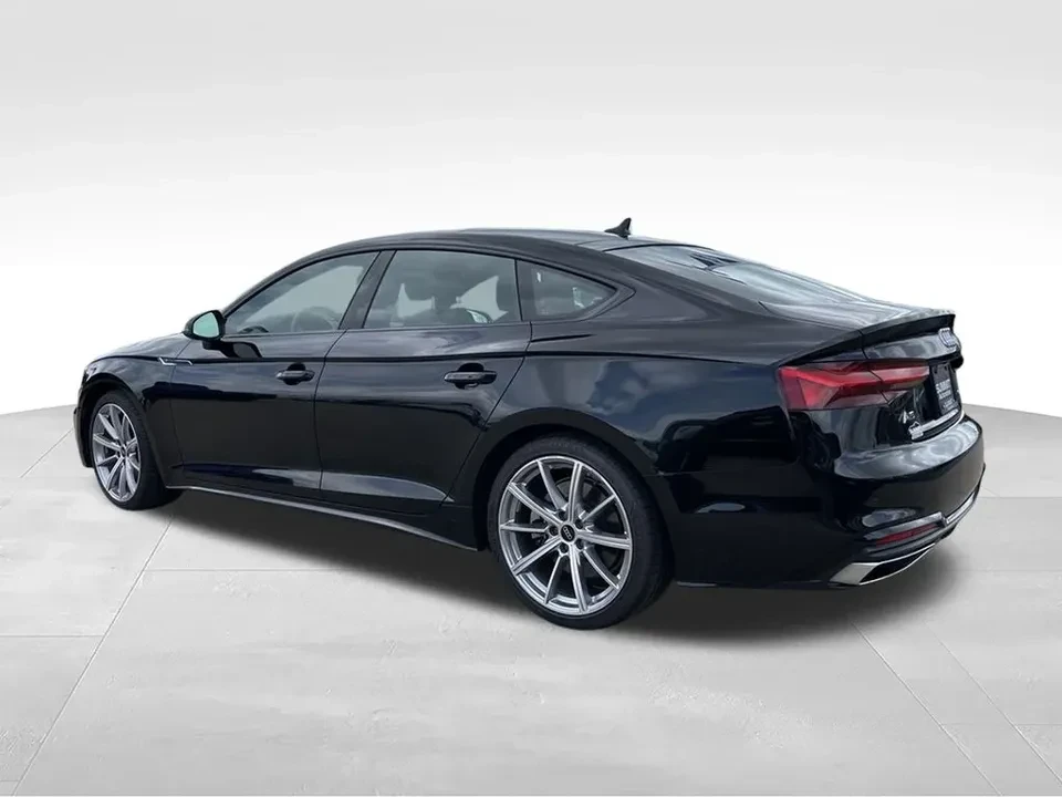2025 Audi B10 A5 - Image 6 of 9