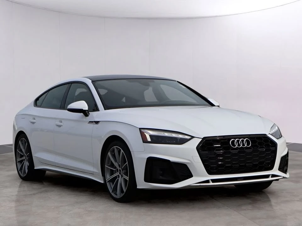 2025 Audi B10 A5 - Image 3 of 20