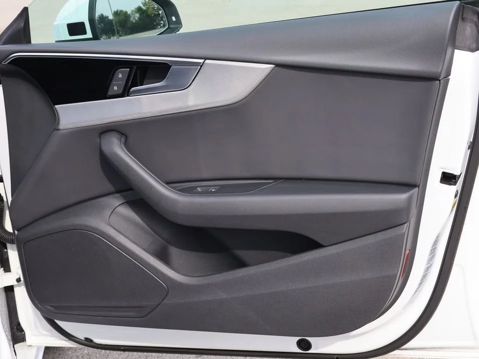 2025 Audi B10 A5 - Image 14 of 20