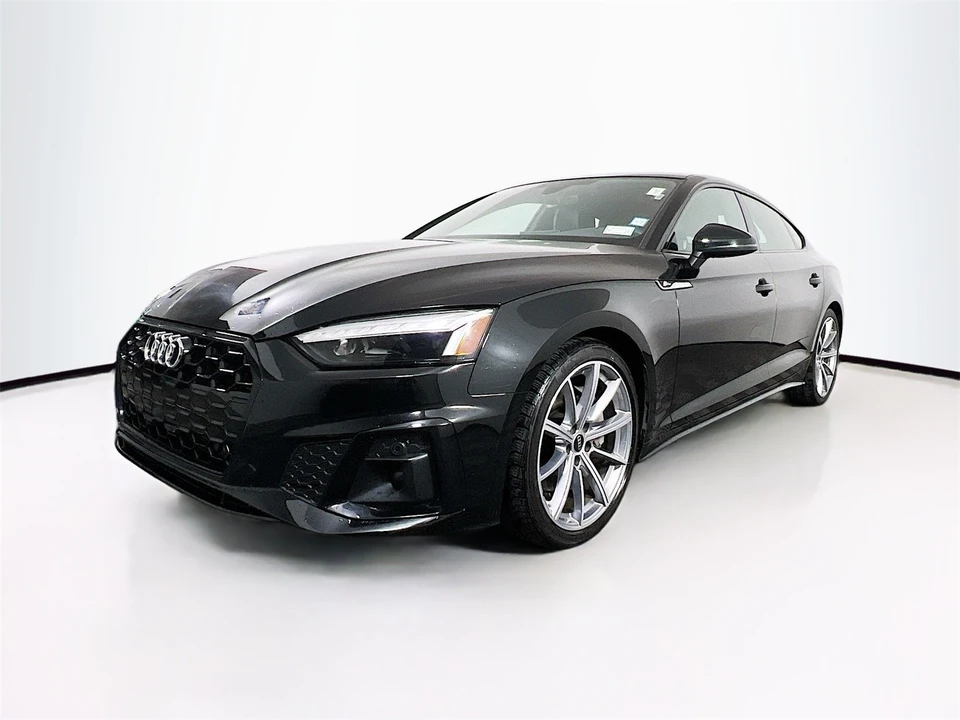 2025 Audi B10 A5 - Image 4 of 12