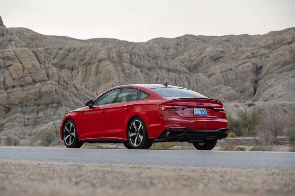 2025 Audi B10 A5 - Image 3 of 3