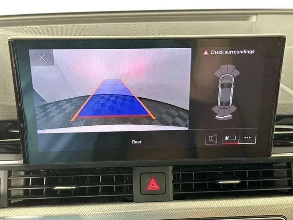 2025 Audi B10 A5 - Image 13 of 20
