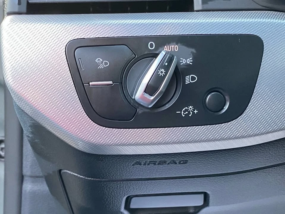 2025 Audi B10 A5 - Image 11 of 20