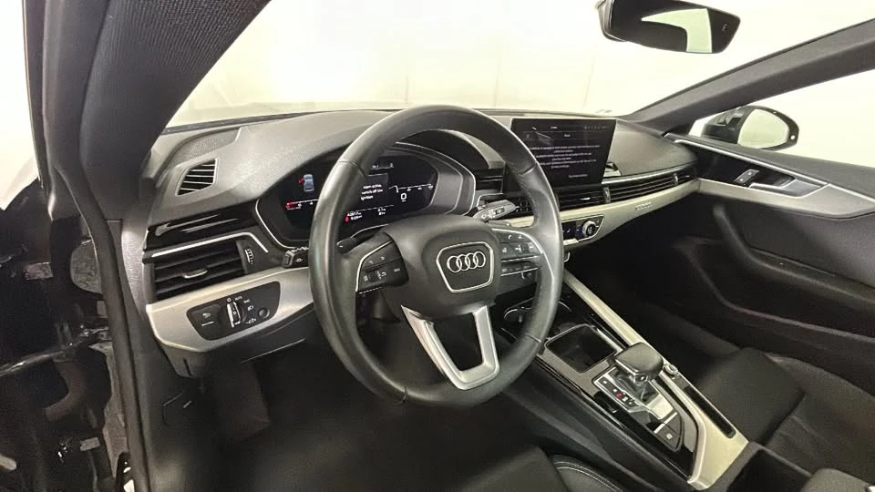 2025 Audi B10 A5 - Image 14 of 20