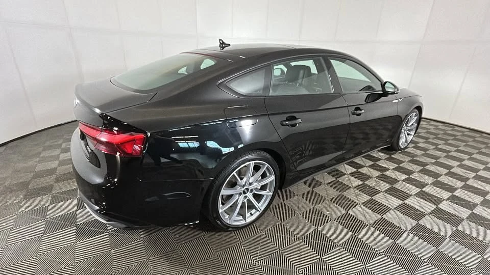 2025 Audi B10 A5 - Image 2 of 20