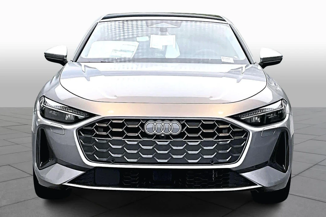 2025 Audi B10 A5 - Image 4 of 12
