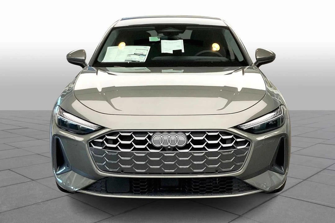 2025 Audi B10 A5 - Image 3 of 12
