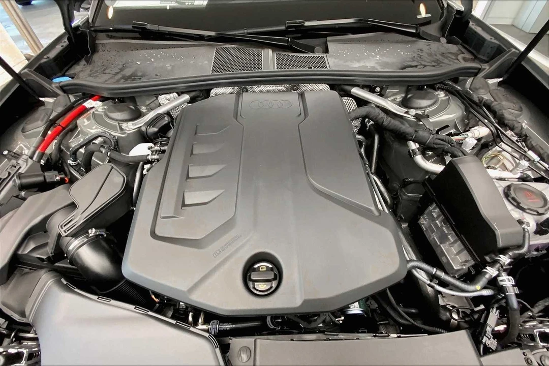 2025 Audi B10 A5 - Image 16 of 19