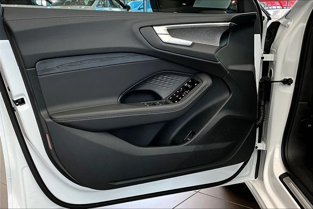 2025 Audi B10 A5 - Image 20 of 21
