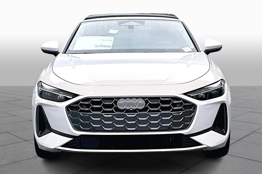 2025 Audi B10 A5 - Image 4 of 21