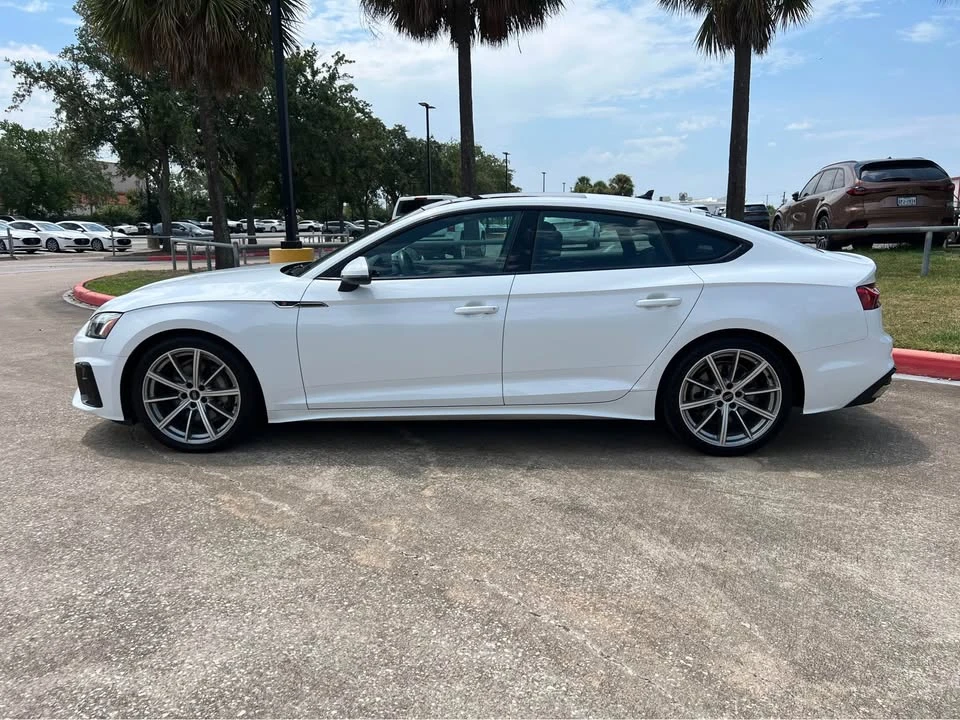 2025 Audi B10 A5 - Image 3 of 20