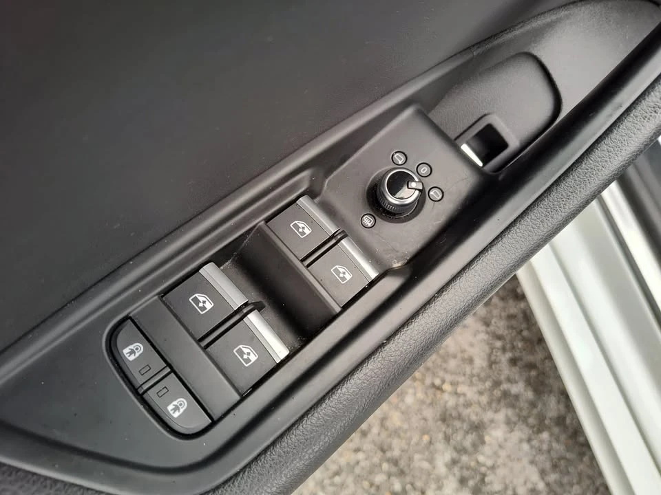 2025 Audi B10 A5 - Image 13 of 20