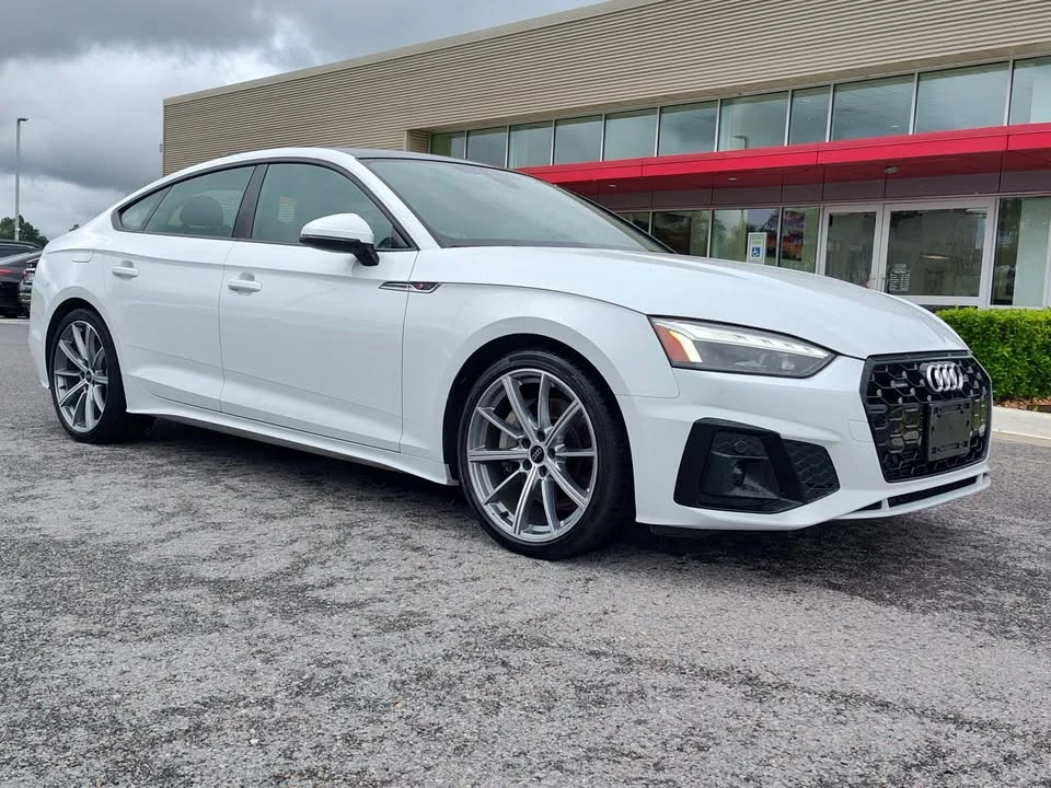 2025 Audi B10 A5 - Image 8 of 20