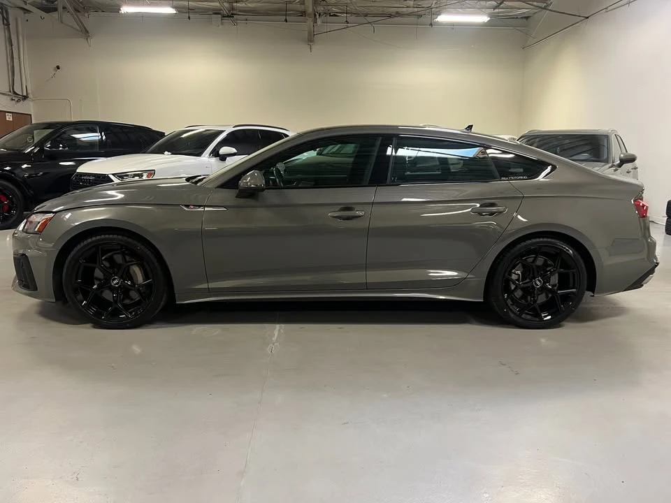 2025 Audi B10 A5 - Image 2 of 3
