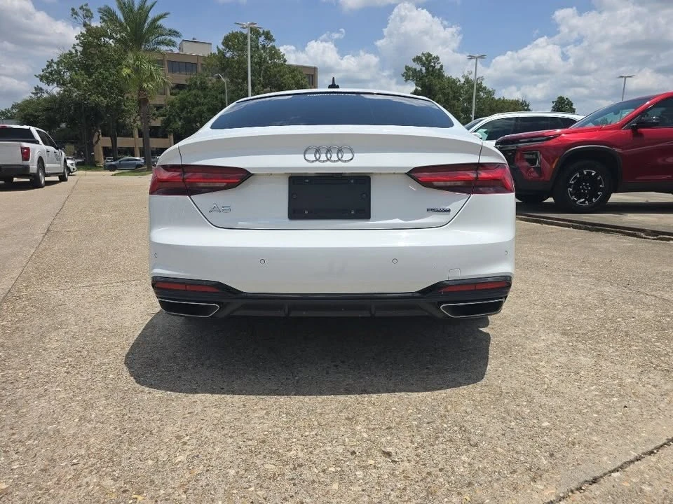 2025 Audi B10 A5 - Image 2 of 8