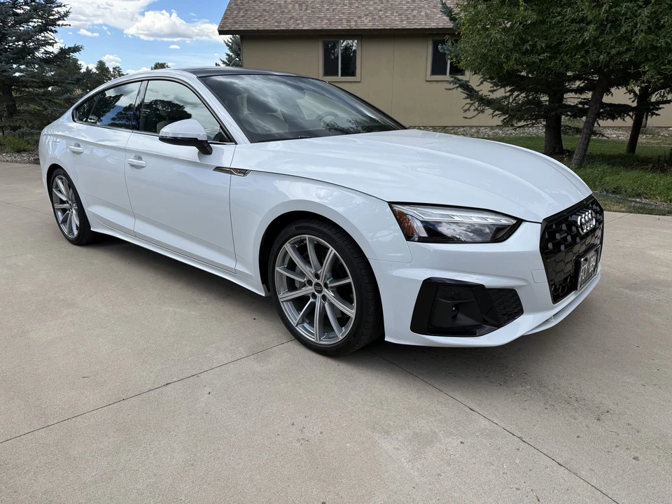 2025 Audi B10 A5 - Image 2 of 31