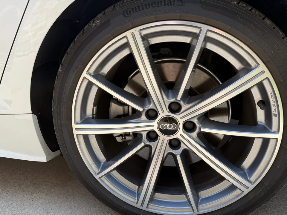 2025 Audi B10 A5 - Image 19 of 31