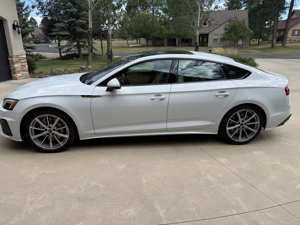 2025 Audi B10 A5 - Image 5 of 31