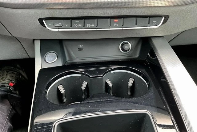 2025 Audi B10 A5 - Image 16 of 20