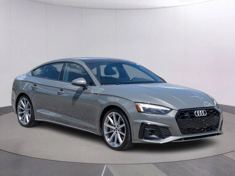 2025 Audi B10 A5 - Image 9 of 10