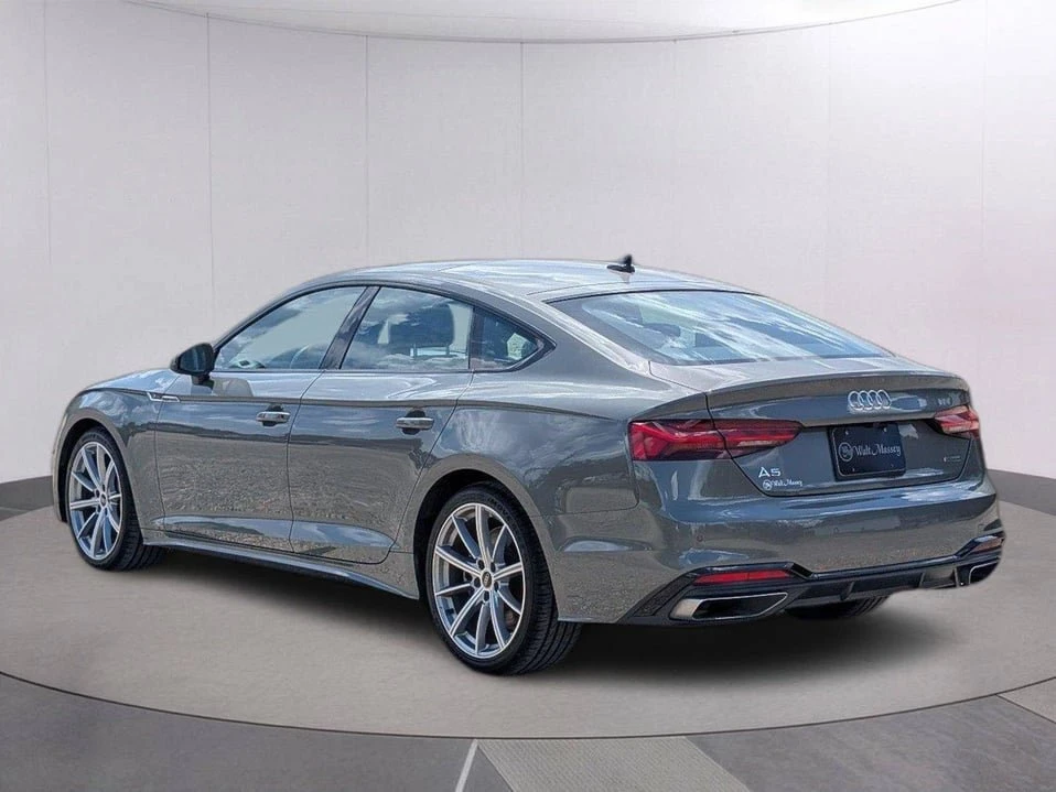 2025 Audi B10 A5 - Image 3 of 10