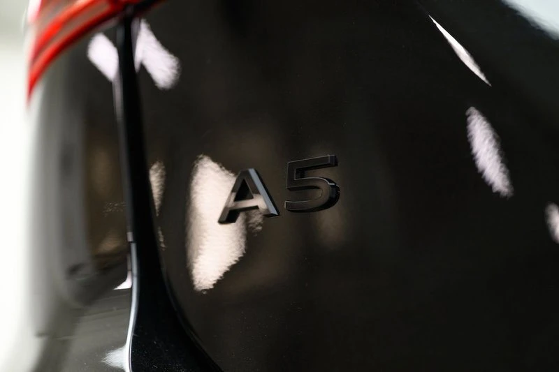 2025 Audi B10 A5 - Image 3 of 20