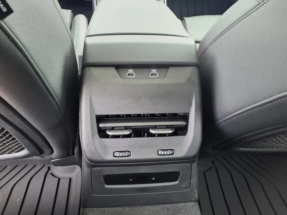 2025 Audi B10 A5 - Image 11 of 20
