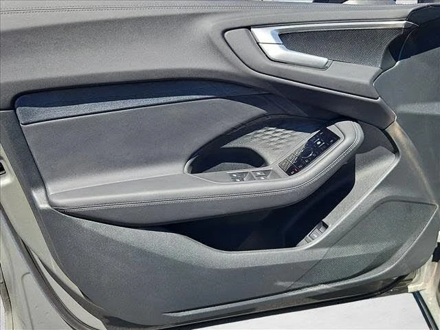 2025 Audi B10 A5 - Image 11 of 19
