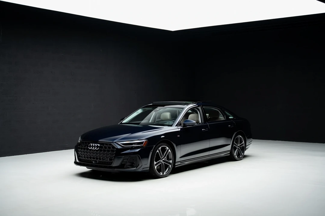 2025 Audi D5 A8 - Image 4 of 12