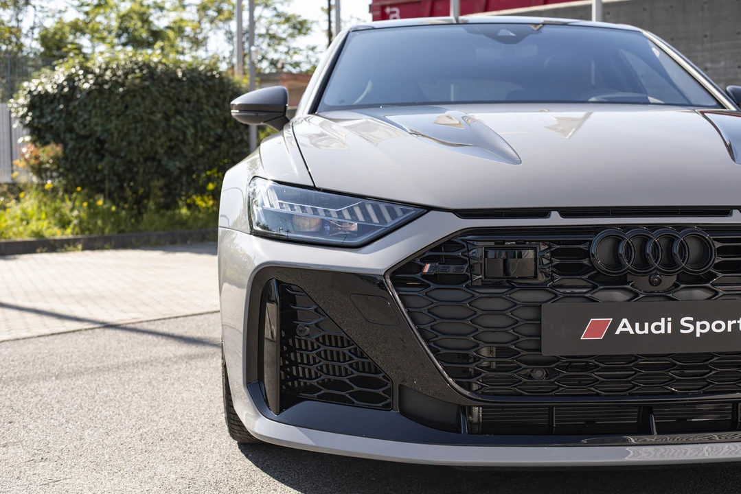 2025 Audi C8 RS6 - Image 23 of 31