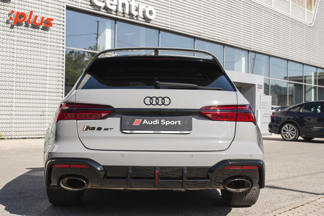 2025 Audi C8 RS6 - Image 19 of 31